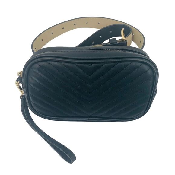 Steve Madden Black Belt Wristlet Bag - Picture 1 of 6
